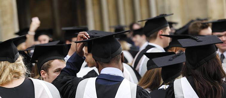 Registering for a Graduation Ceremony